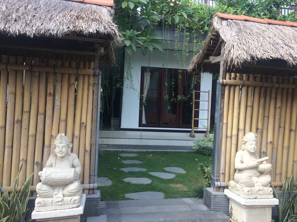 Bali Fullmoon Pensión Canggu Exterior foto